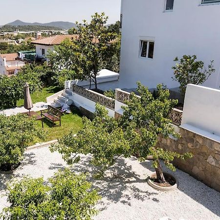 20 Min From Bcn- Charming House W/ Pool & Bbq Area Villa Cervelló Екстериор снимка