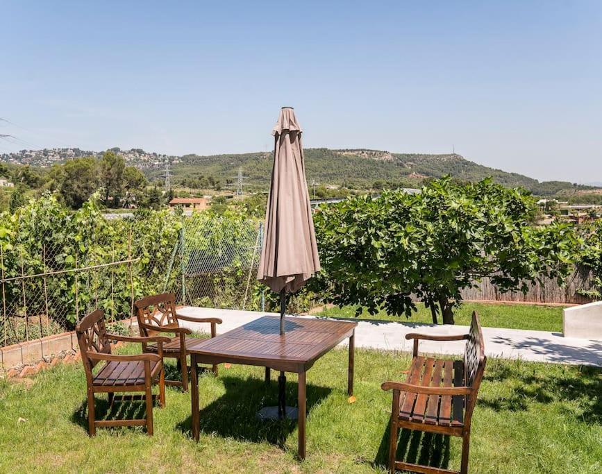 20 Min From Bcn- Charming House W/ Pool & Bbq Area Villa Cervelló Екстериор снимка